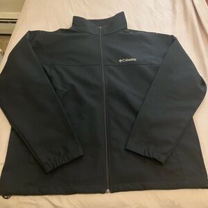 Columbia Men's Dark Blue Performance Jacket